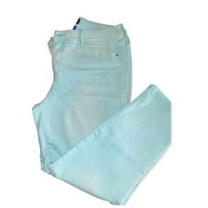 Chicos crop jeans